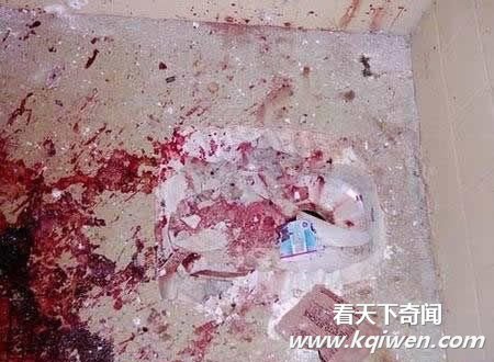几十张美军虐囚照片大曝光 裸体虐俘触目惊心(组图)